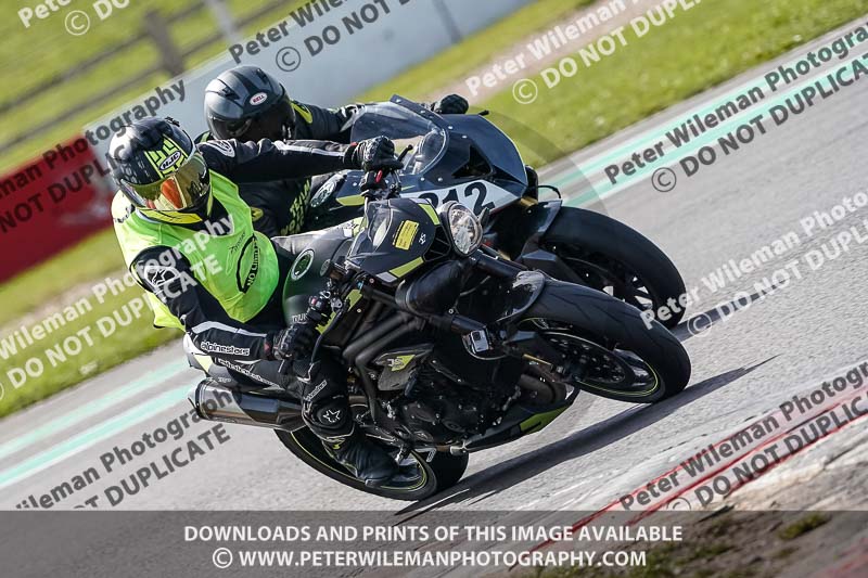 donington no limits trackday;donington park photographs;donington trackday photographs;no limits trackdays;peter wileman photography;trackday digital images;trackday photos